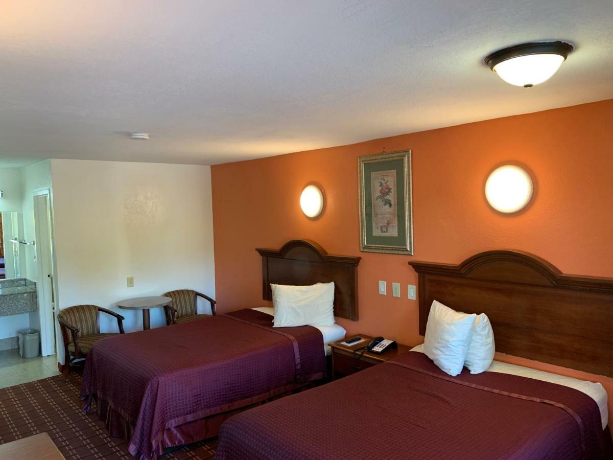 Royal Regency Inn Rock Hill Exterior photo